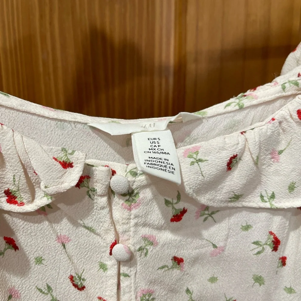 H&M White Blouse with Red‎ and Green Floral Design